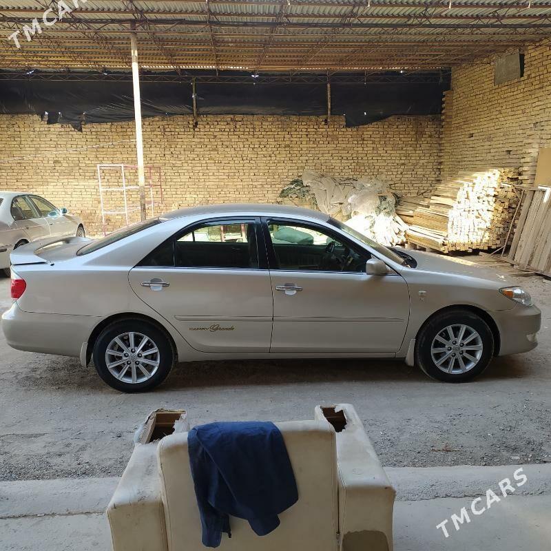 Toyota Camry 2003 - 190 000 TMT - Мары - img 1