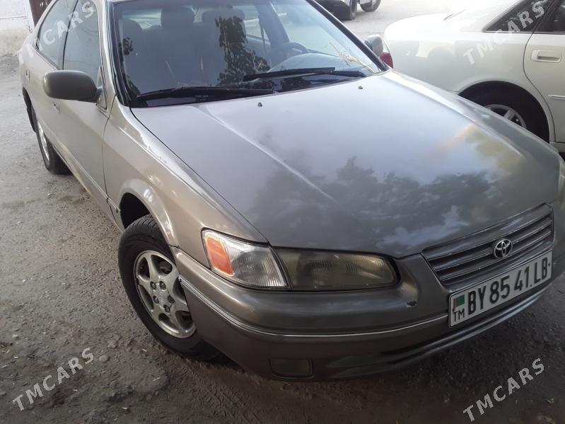 Toyota Camry 1997 - 125 000 TMT - Halaç - img 1