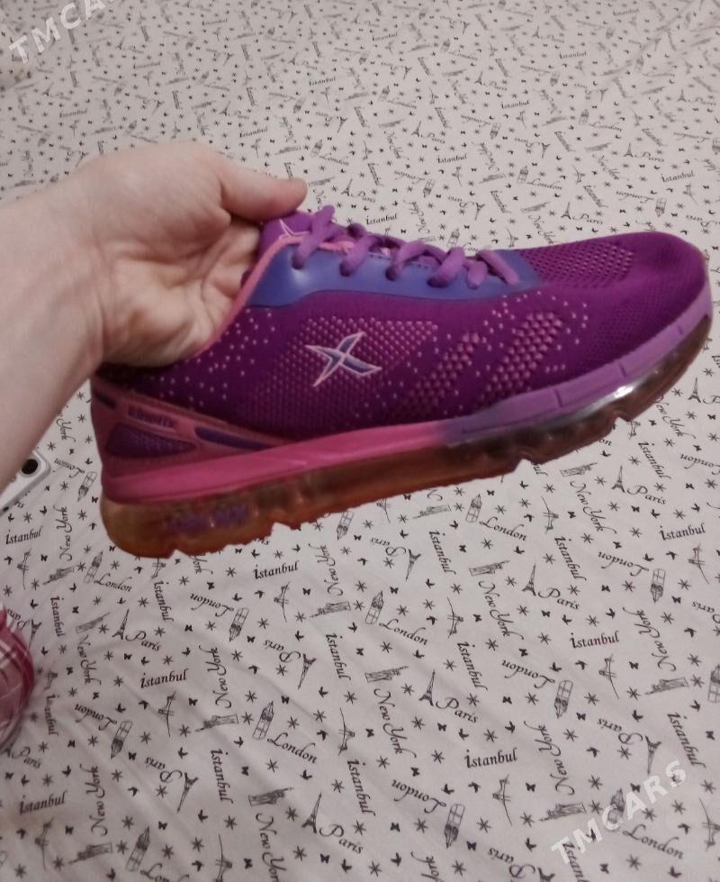 кроссовки - Çärjew - img 1