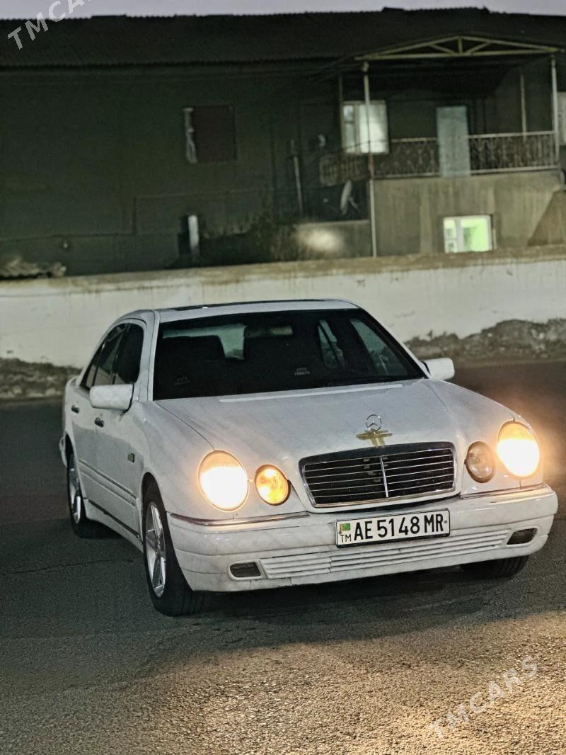 Mercedes-Benz 400E 1998 - 80 000 TMT - Мары - img 1