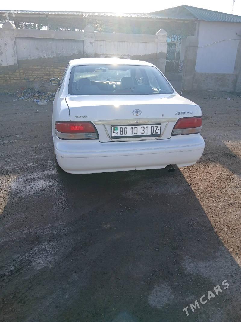 Toyota Avalon 1996 - 115 000 TMT - Gurbansoltan Eje - img 1