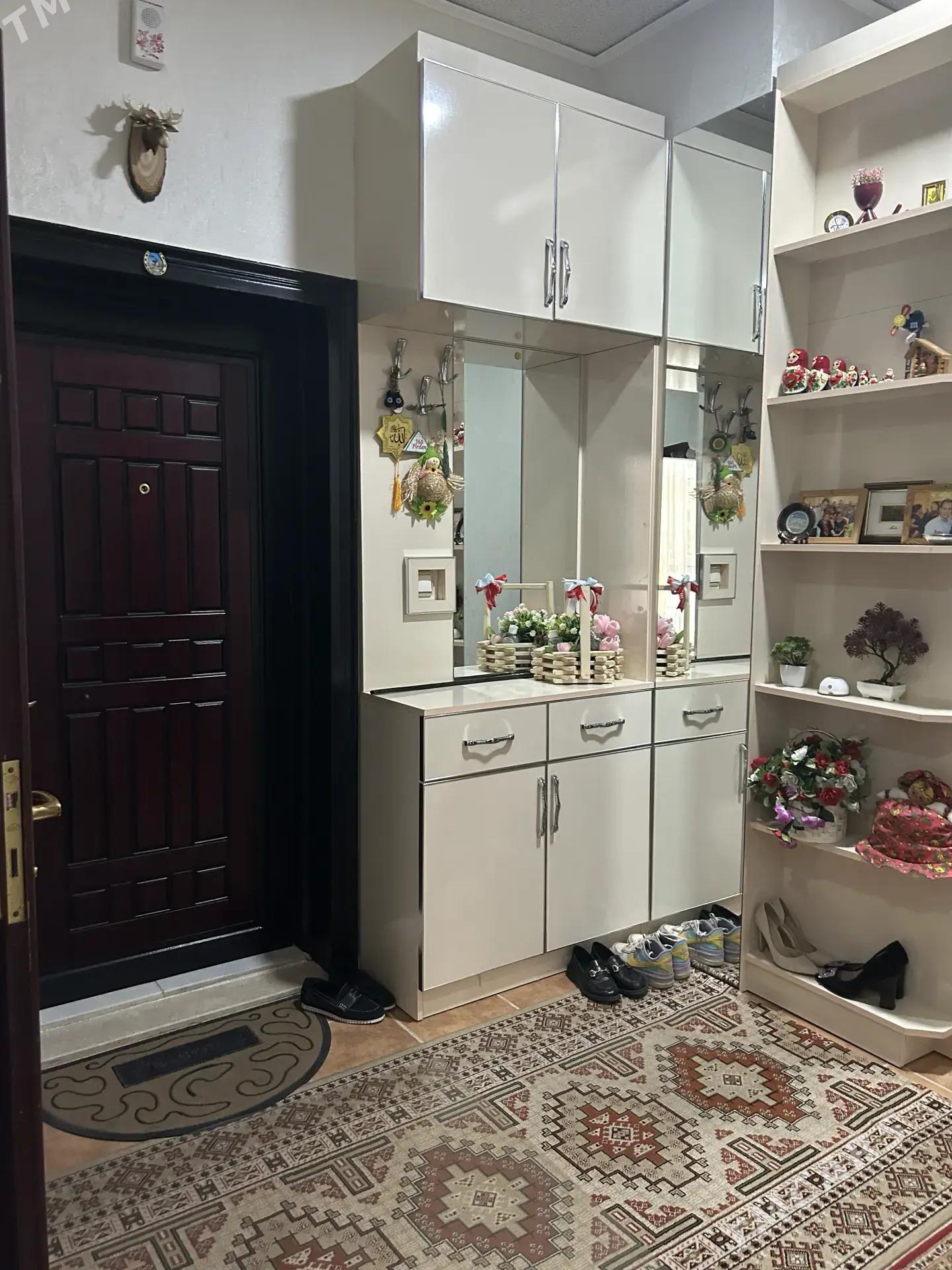 ЭЛИТКА! 1 ЭТАЖ, 3 КОМНАТНАЯ - ул. Советская (Гарашсызлык шаёлы) - img 1