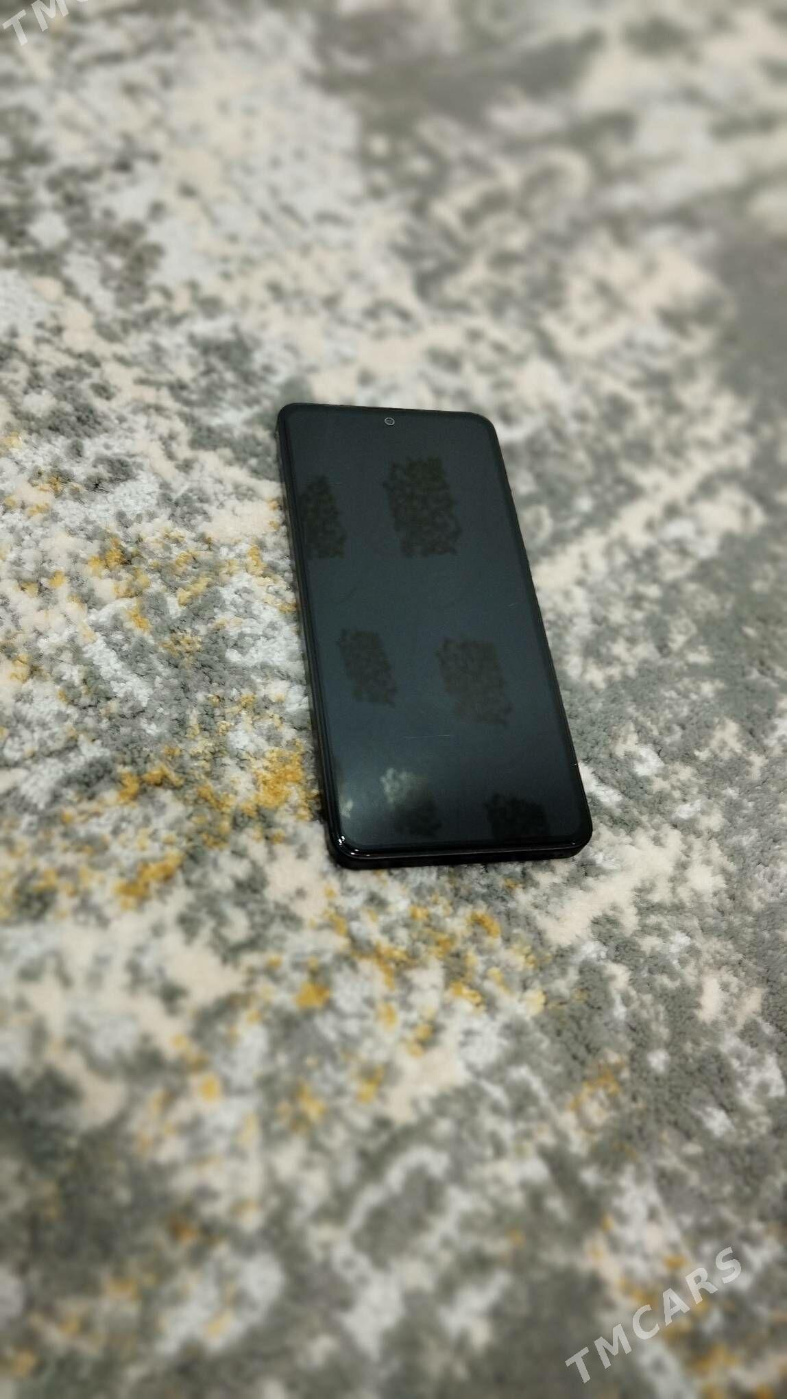 Redmi not 13 8/256 - Гумдаг - img 1