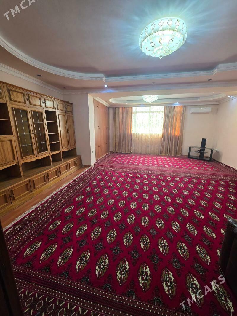 5 МКР 4 комн 130м² - 5 mkr - img 1