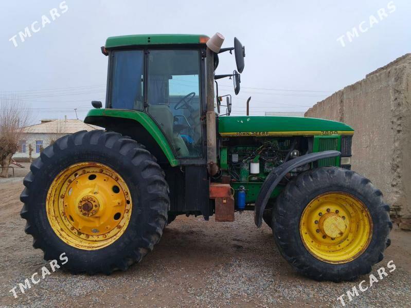 John Deere 1997 - 700 000 TMT - Türkmengala - img 1
