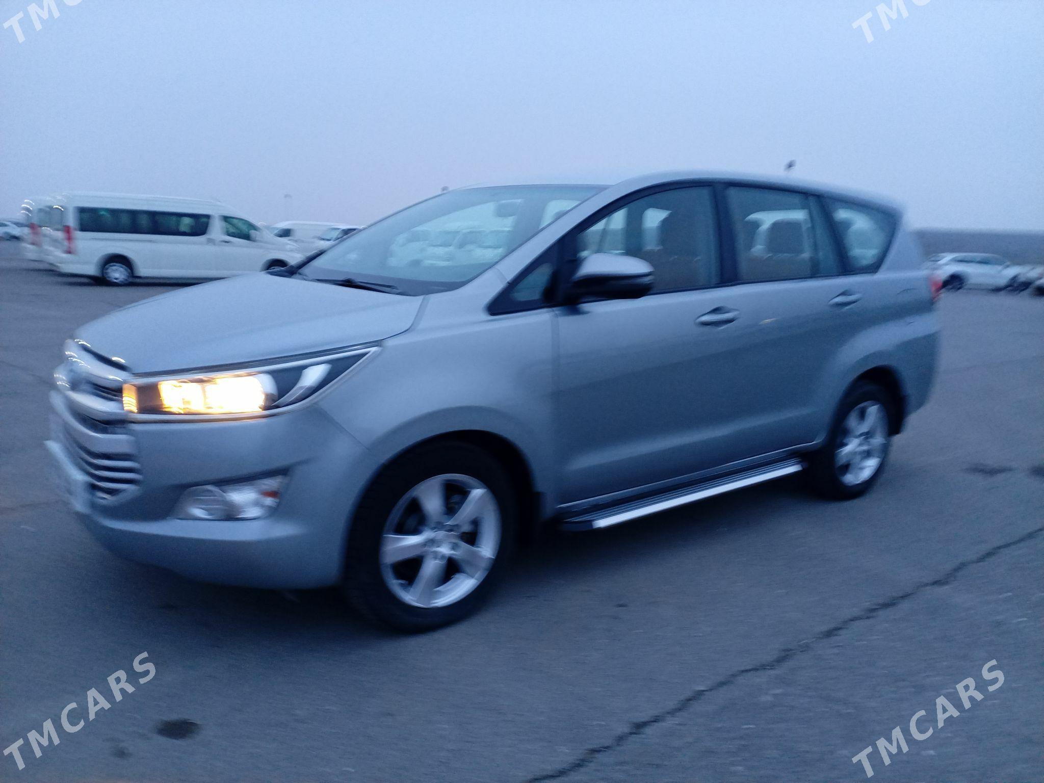 Toyota Innova 2020 - 280 000 TMT - Ашхабад - img 1