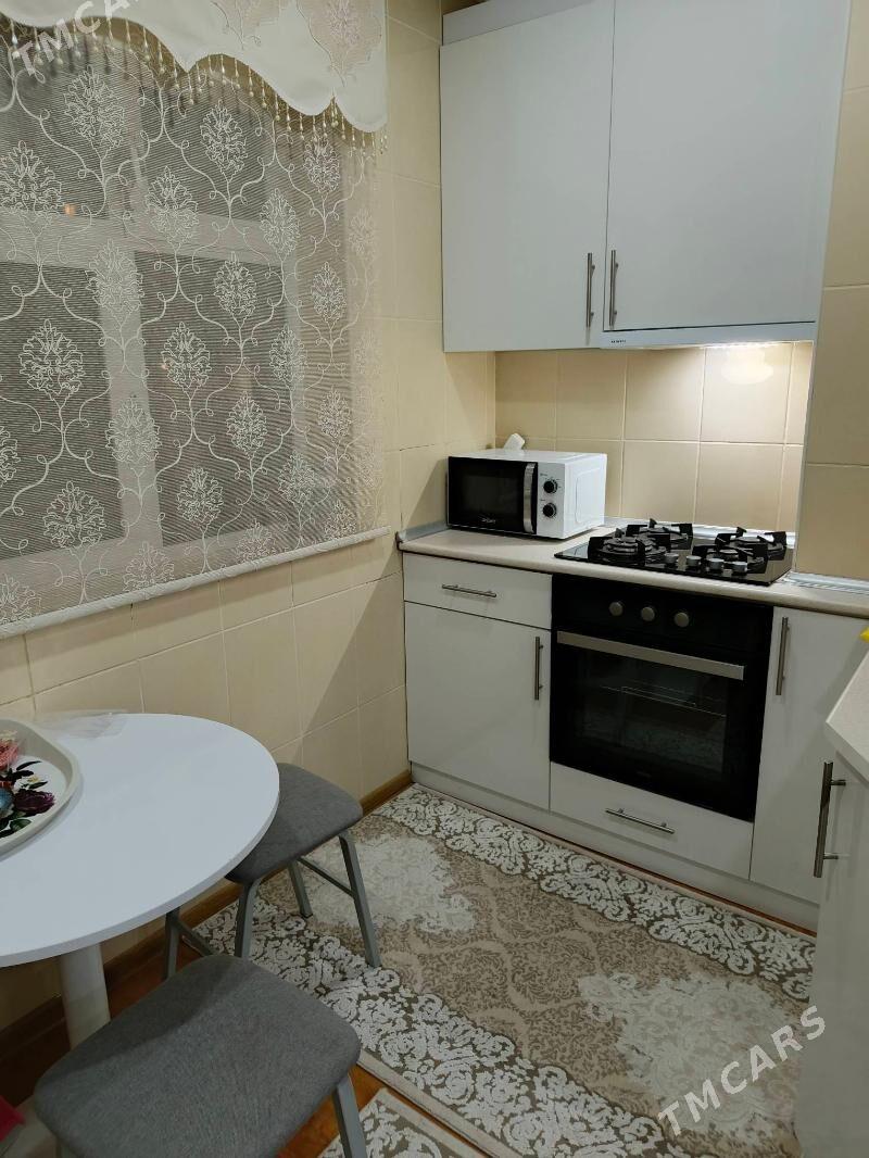 Ашгабад.Мир 3/2 - Мир 3 - img 1