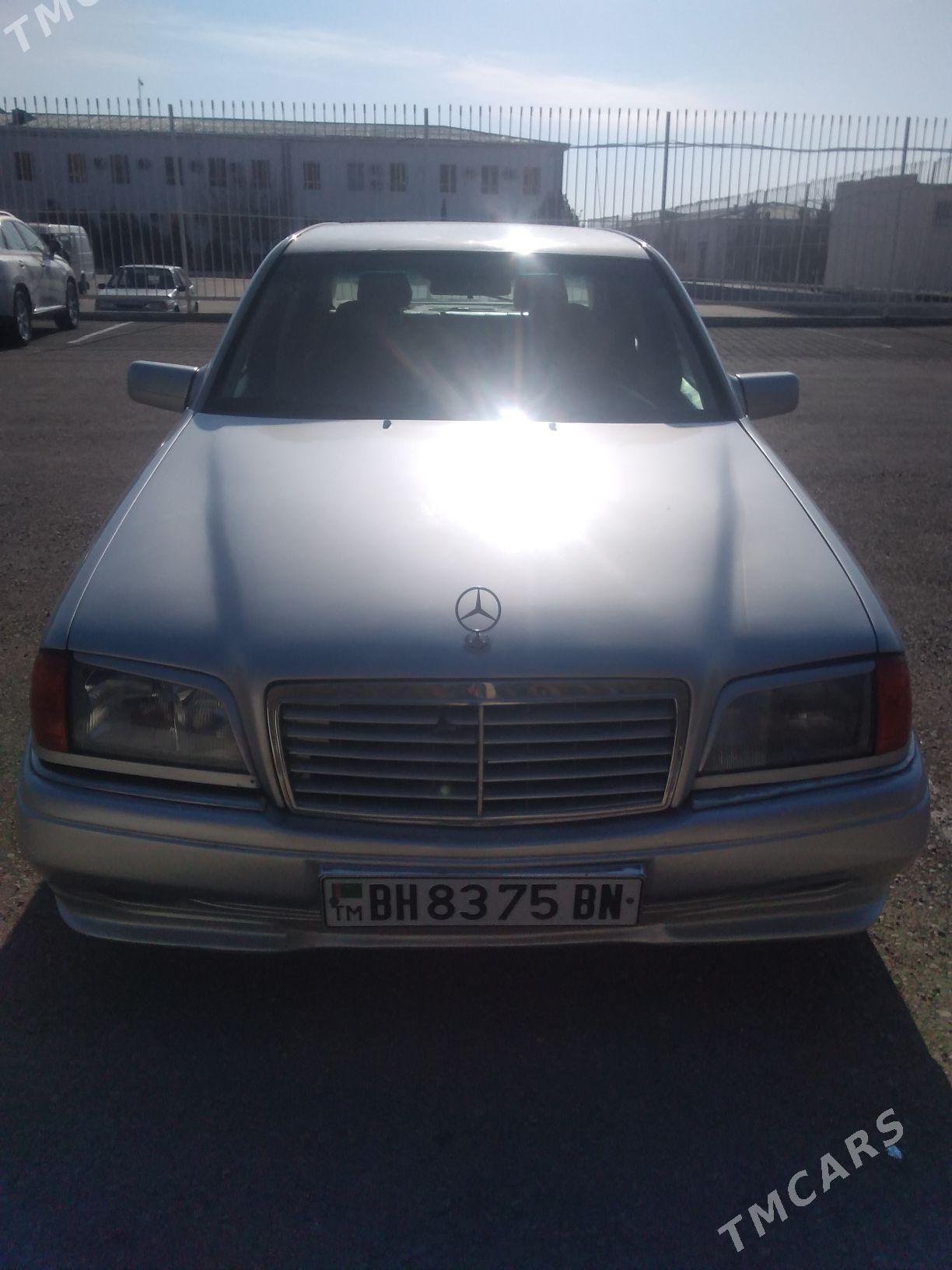 Mercedes-Benz C320 1995 - 60 000 TMT - Балканабат - img 1