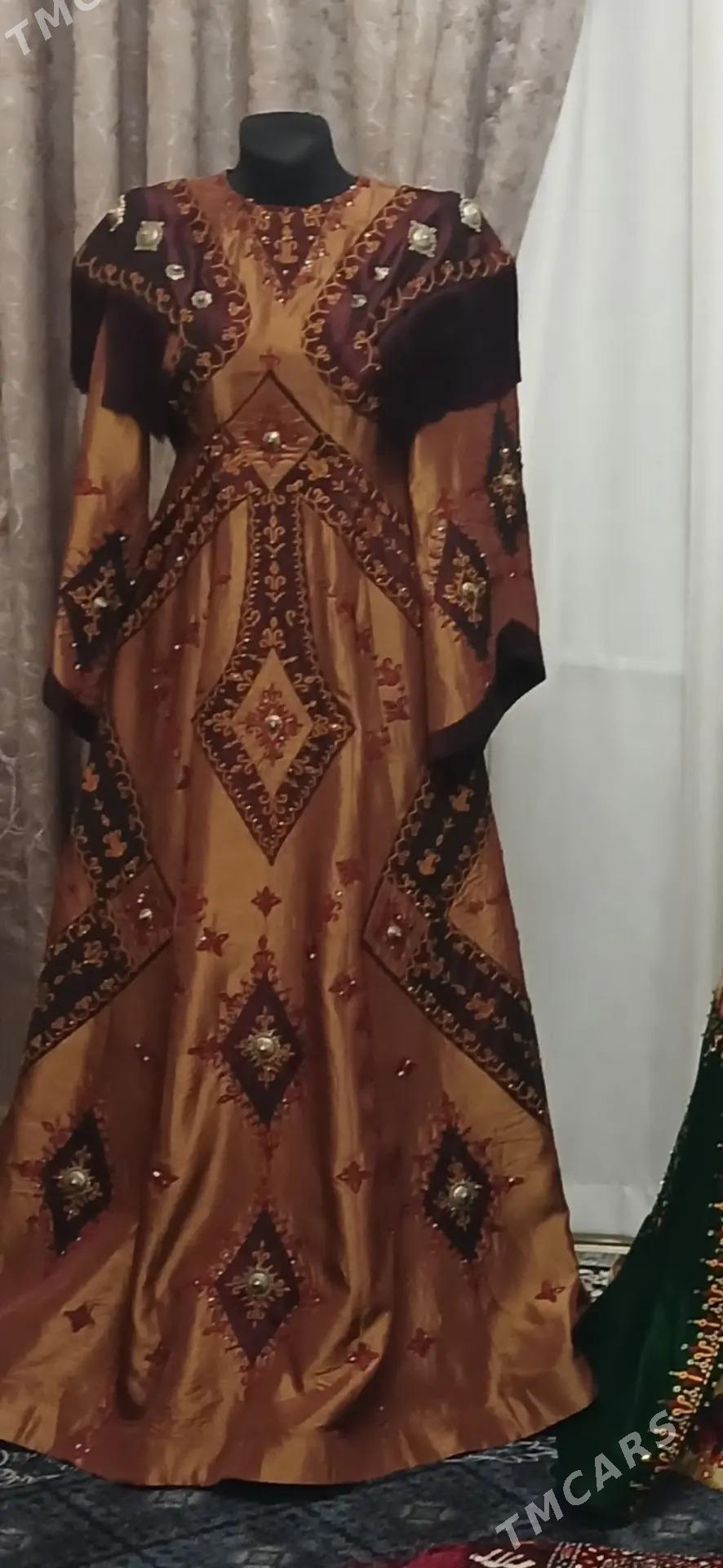 Toy koynekler - Гуртли - img 1