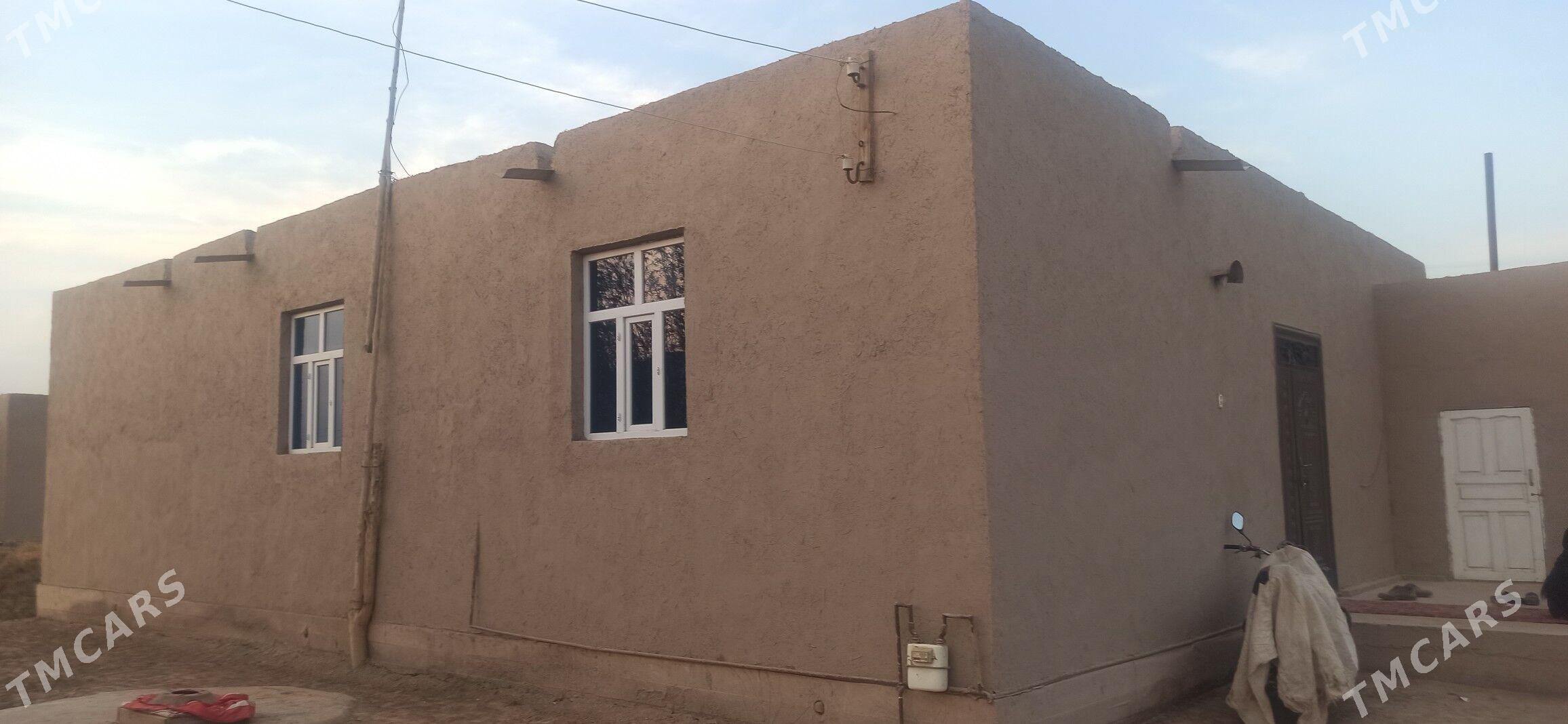 Satlyk jay - Türkmenbaşy etr. - img 1