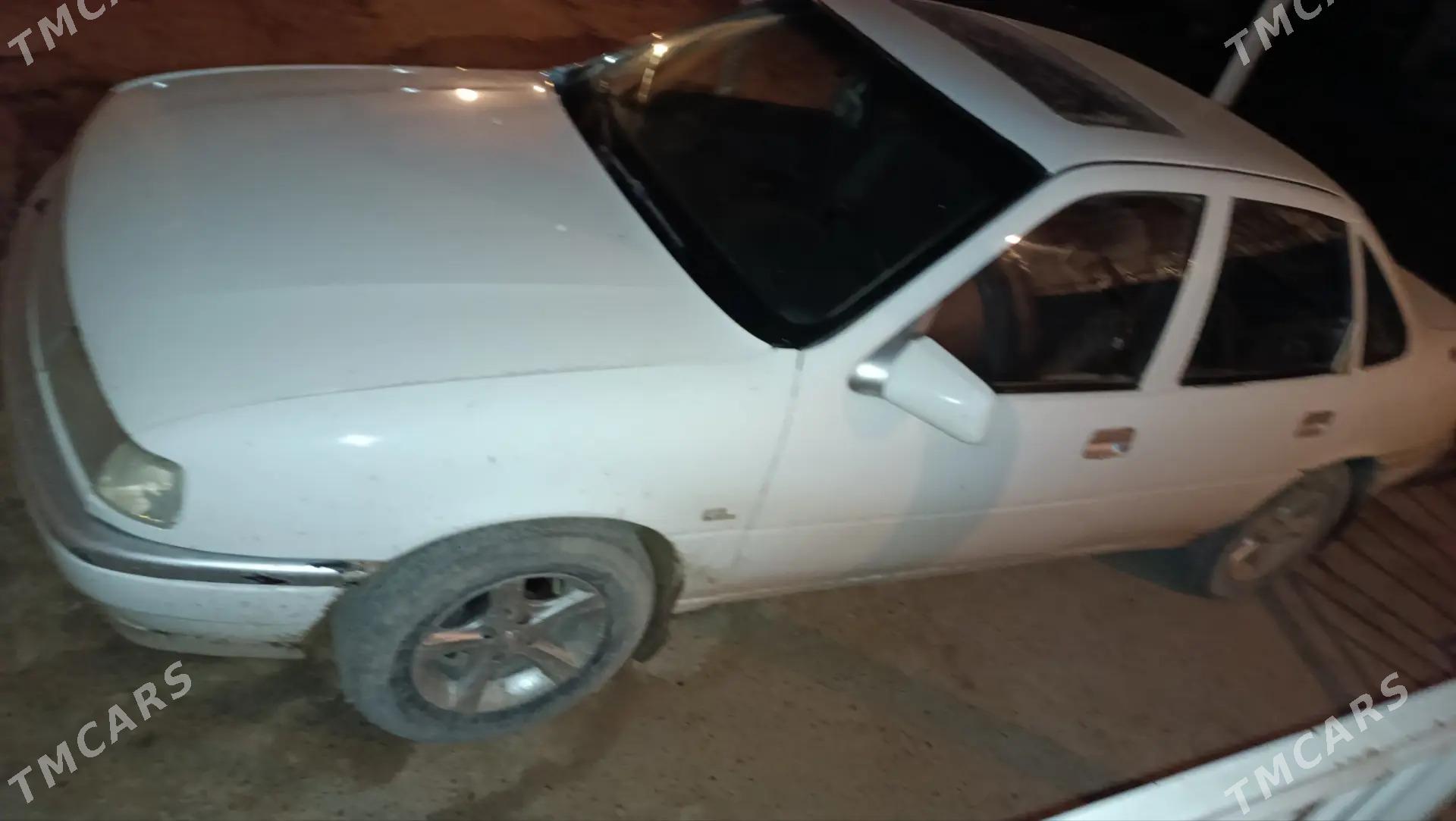 Opel Vectra 1991 - 35 000 TMT - Мары - img 1