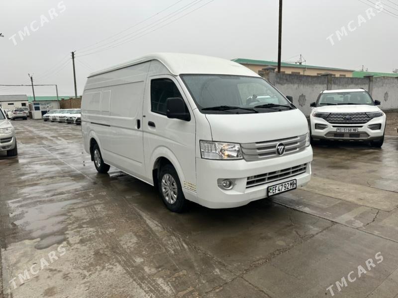 Toyota Hiace 2021 - 295 000 TMT - Мары - img 1