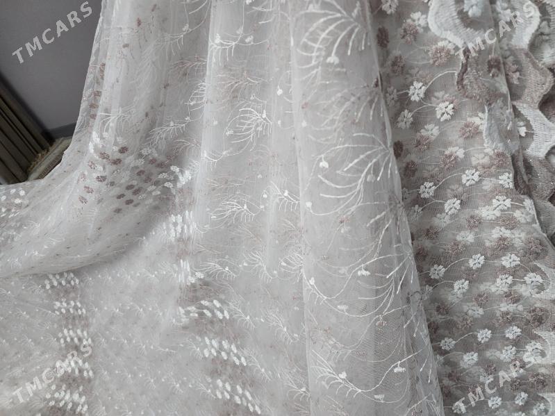 Tullar ve perdeler - Анев - img 1