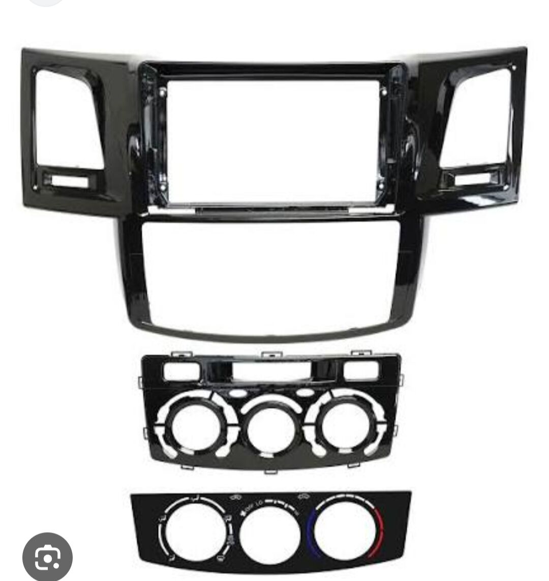 Hilux 06-15 android ramka 9luk 230 TMT - Балканабат - img 1