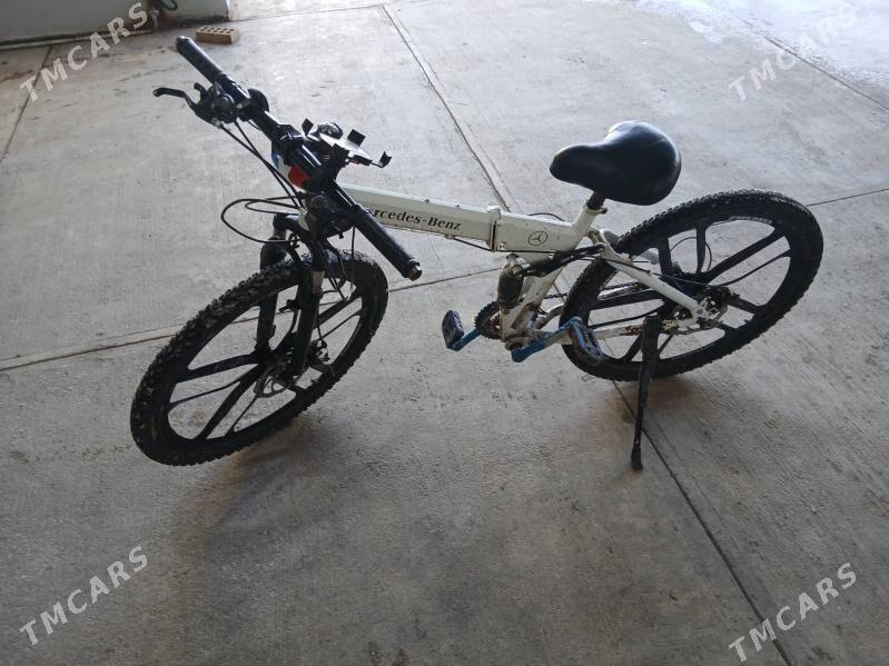 Mersedes tigir - Анев - img 1