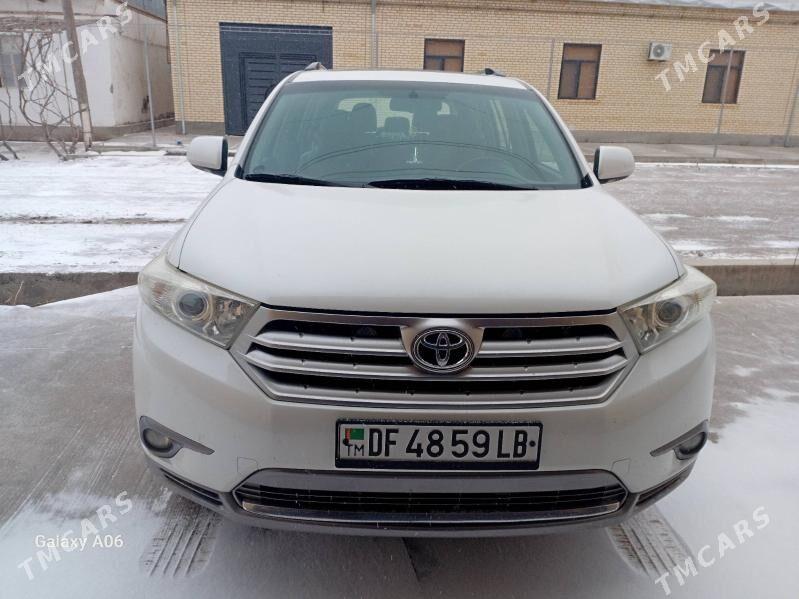 Toyota Highlander 2012 - 360 000 TMT - Dänew - img 1