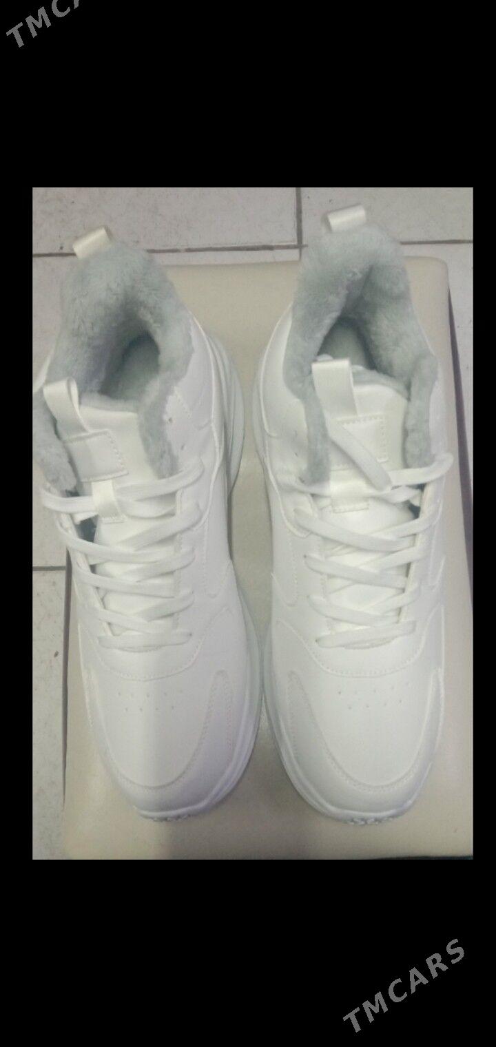 Кроссовки - Aşgabat - img 1