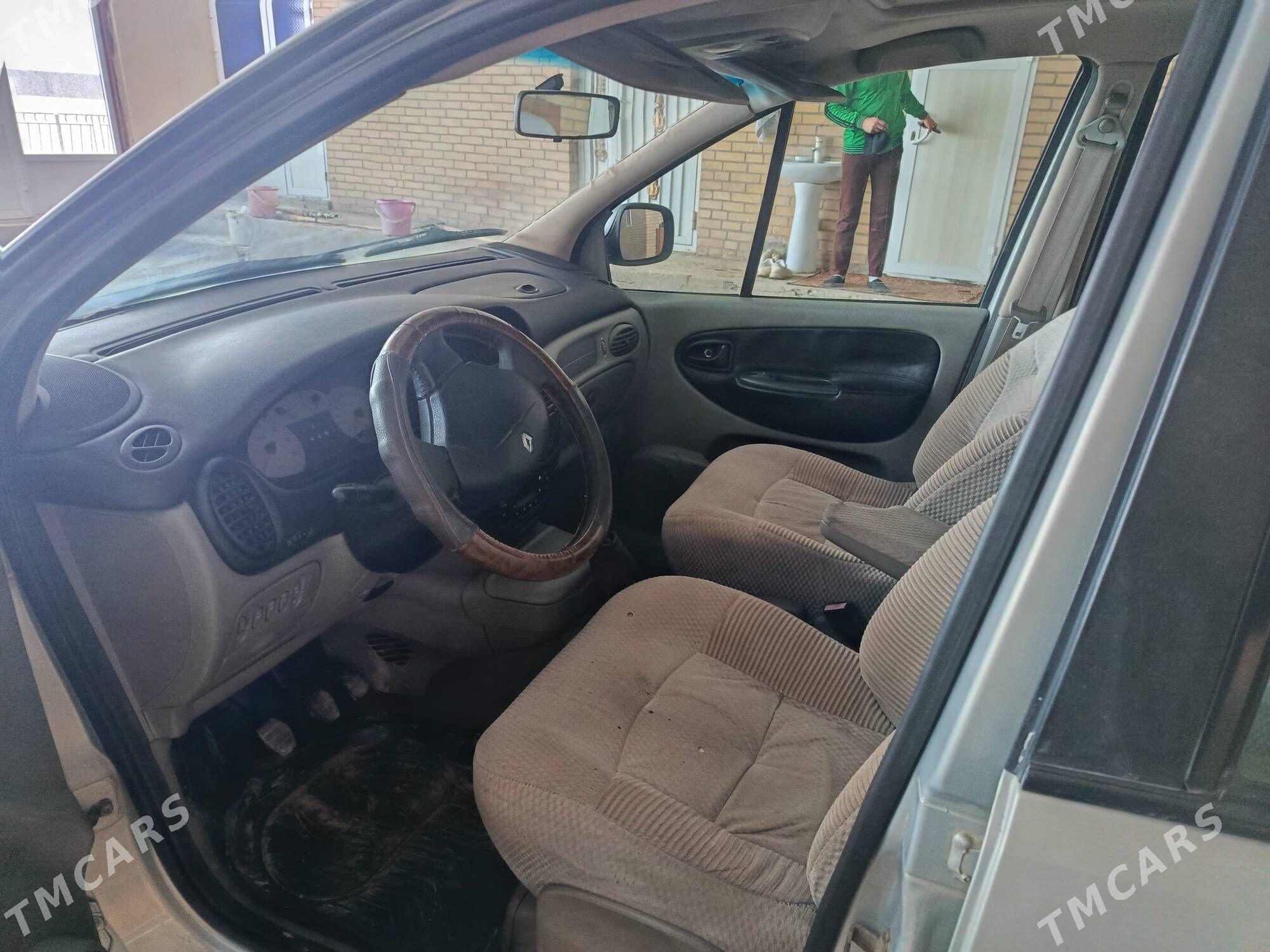 Renault Megane 2 2002 - 55 000 TMT - Чарджоу - img 1