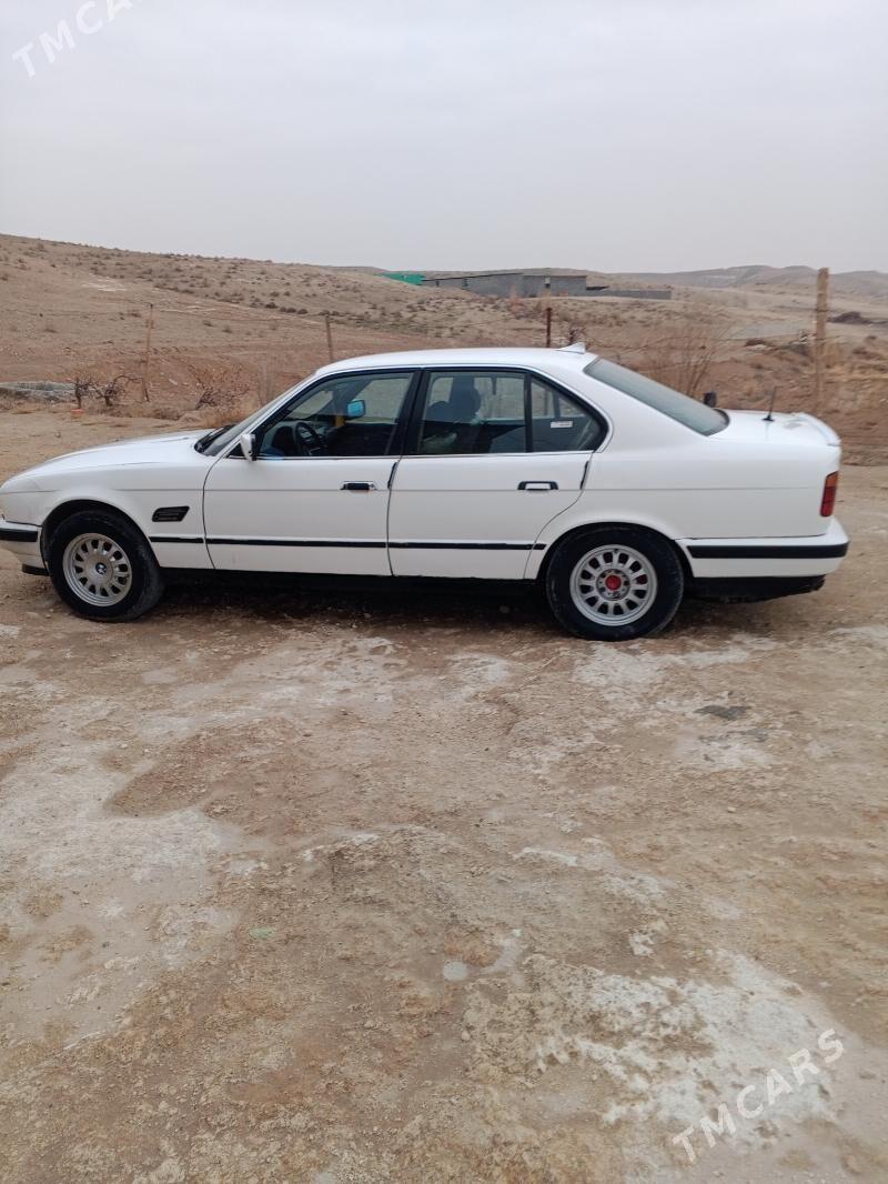 BMW 525 1992 - 50 000 TMT - Достлук - img 1