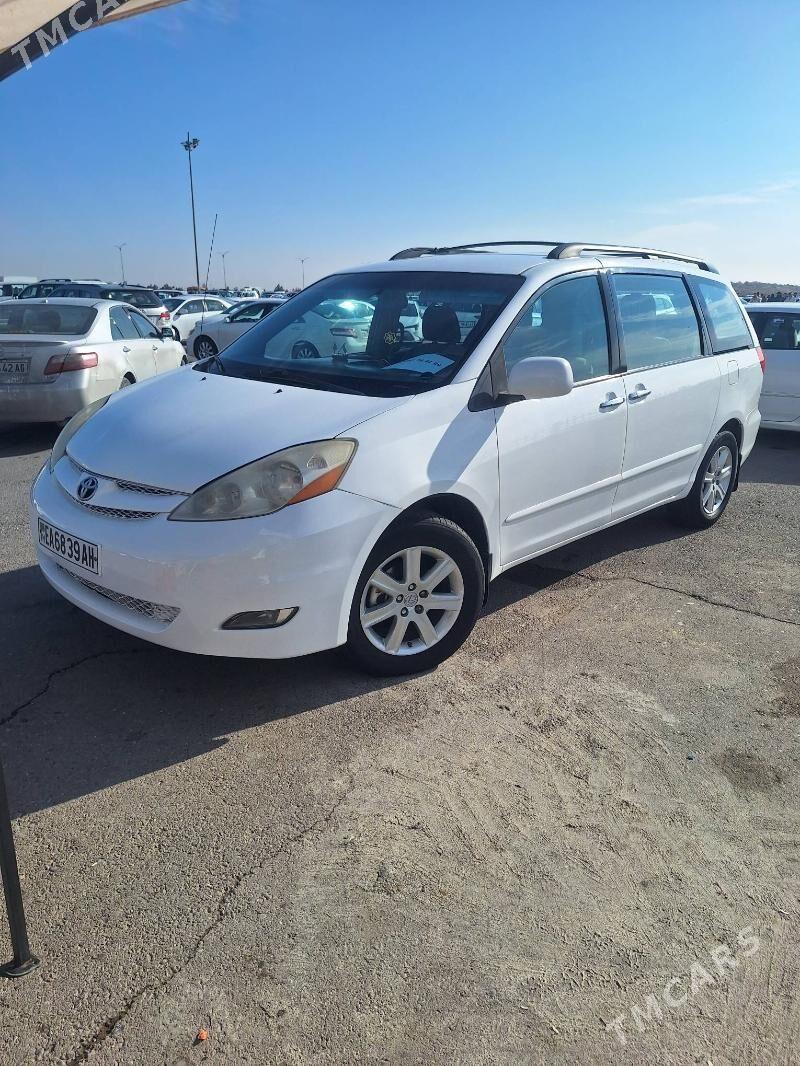 Toyota Sienna 2008 - 245 000 TMT - "Altyn Asyr" Gündogar bazary (Jygyllyk) - img 1