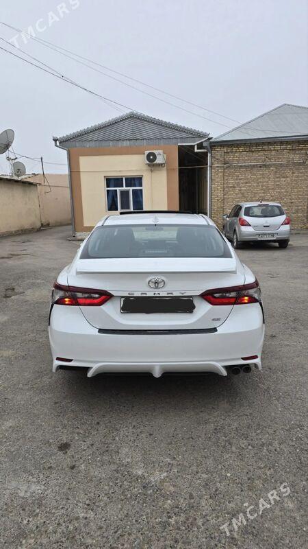 Toyota Camry 2021 - 335 000 TMT - Мары - img 1