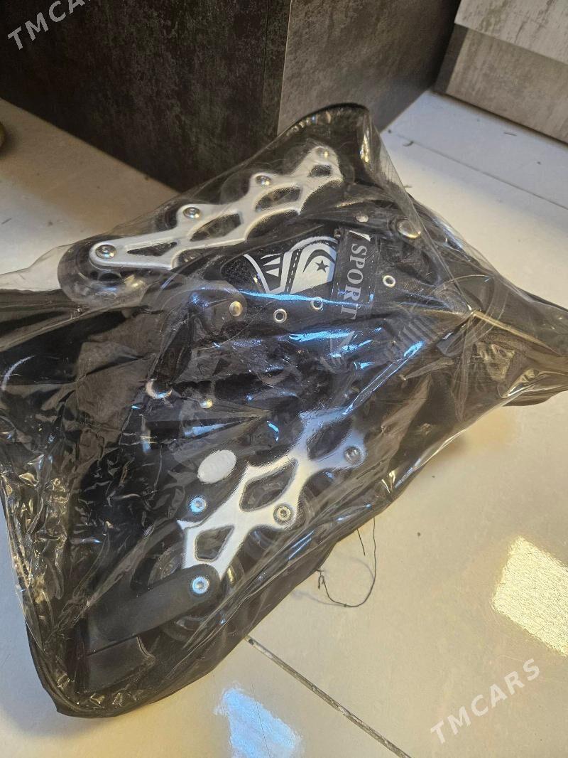 rolik krasowka - Aýtakow (Oguzhan köç.) - img 1