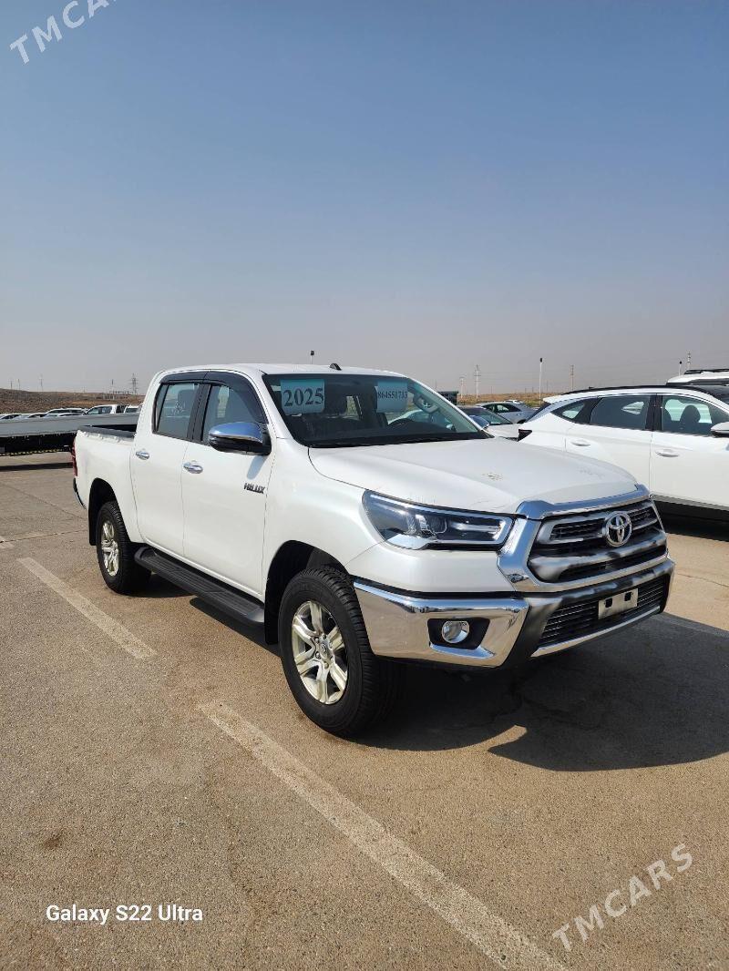 Toyota Hilux 2025 - 666 000 TMT - Aşgabat - img 1