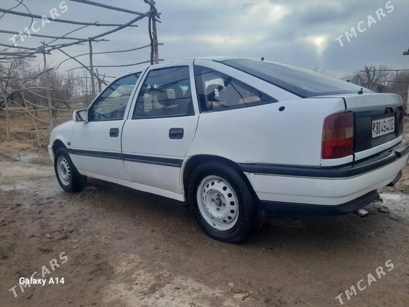 Opel Vectra 1991 - 23 000 TMT - Boldumsaz - img 1