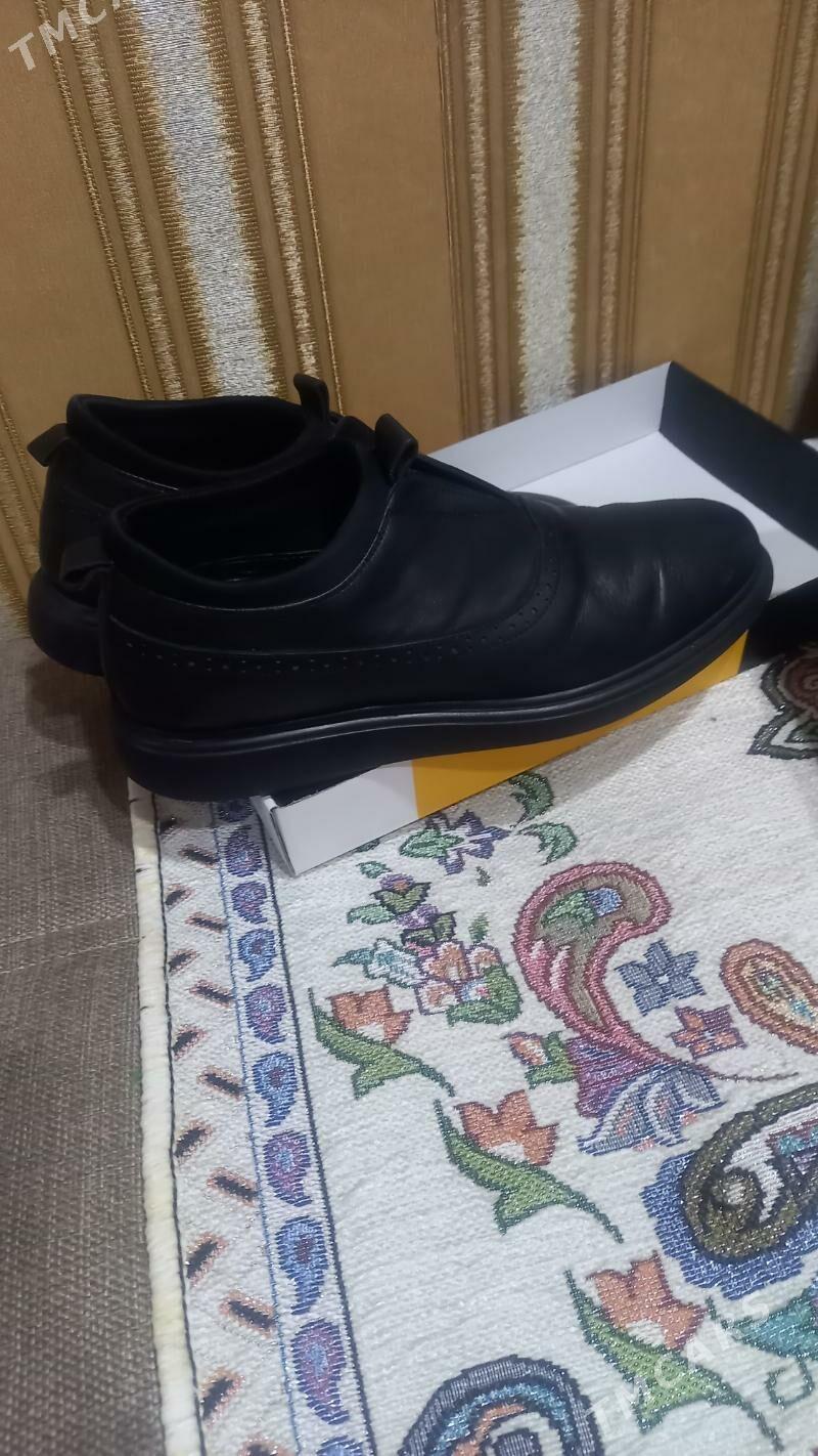 ботинки - Район ст. Аэропорта, ул. Гагарина - img 1