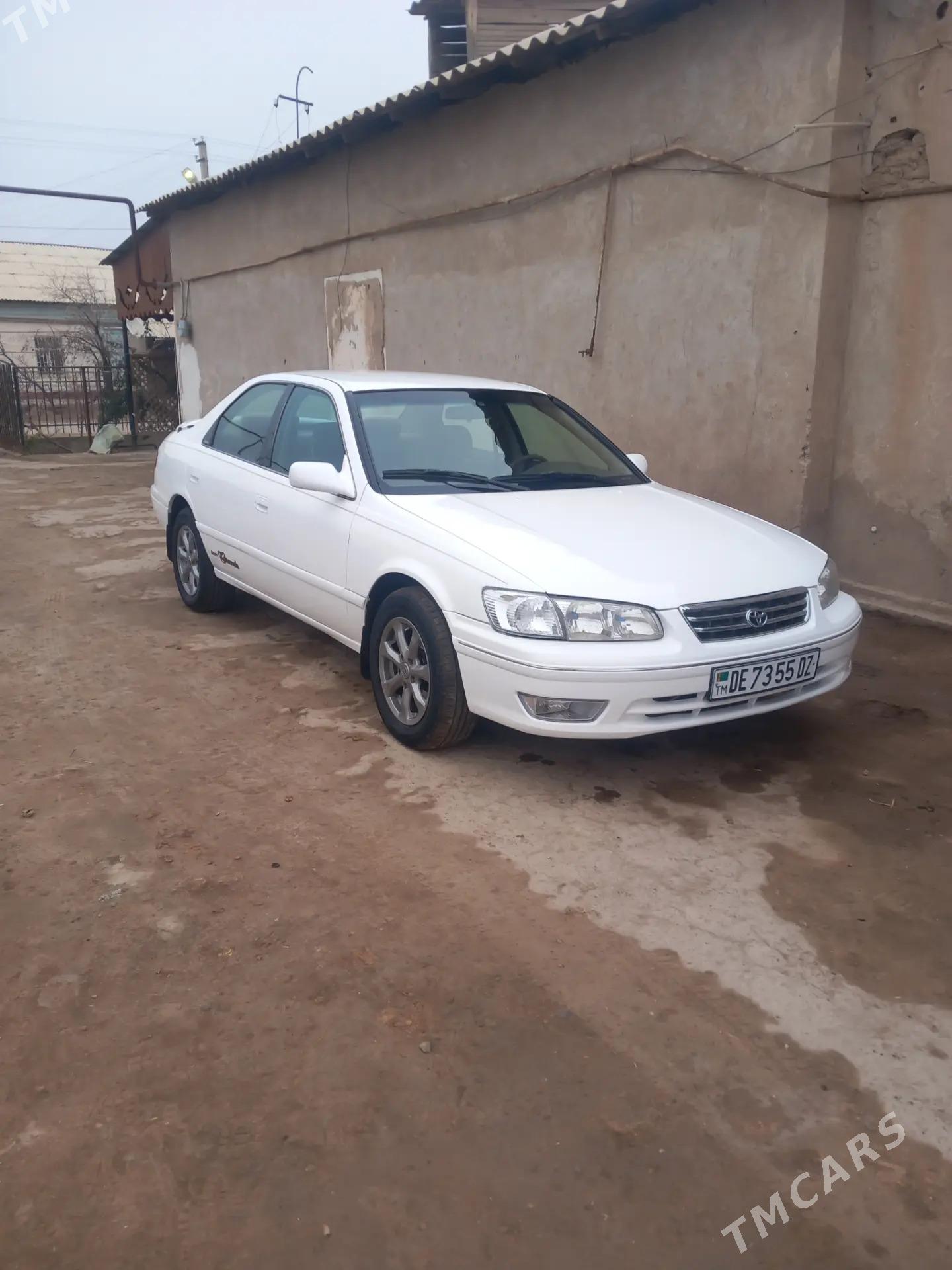 Toyota Camry 1998 - 135 000 TMT - етр. Туркменбаши - img 1