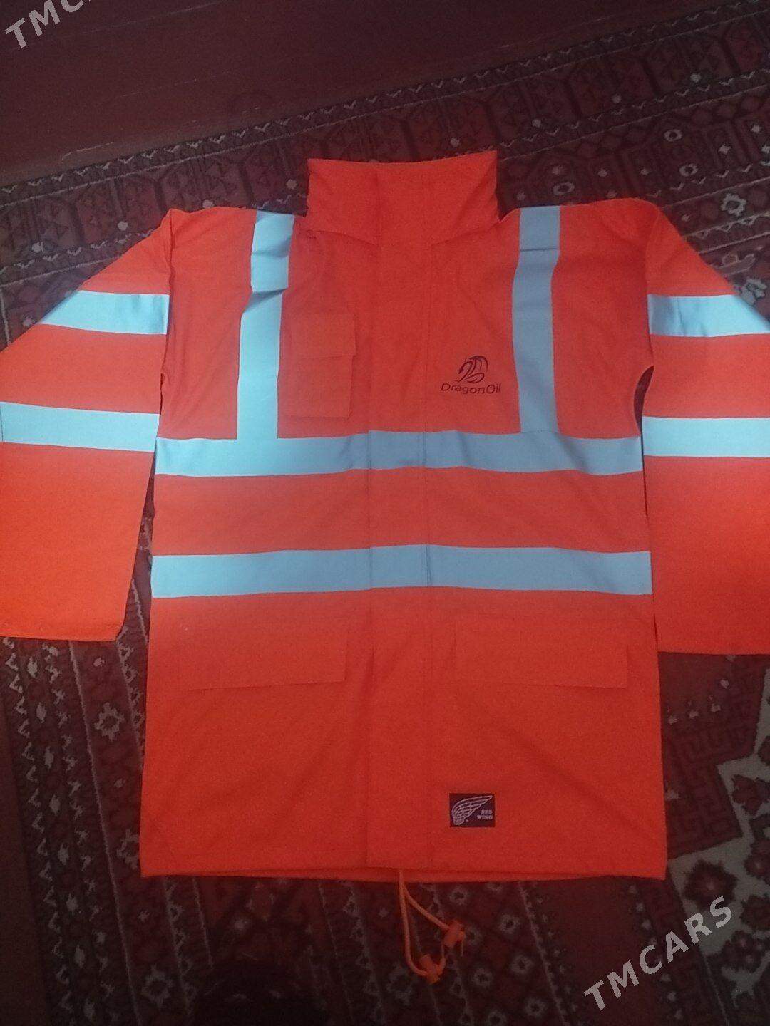 Куртка - дождевик - Балканабат - img 1