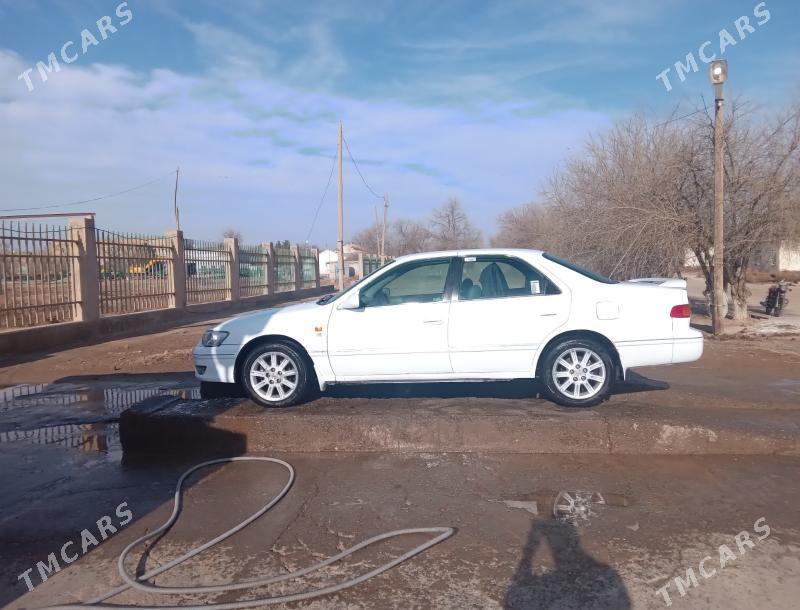 Toyota Camry 2001 - 137 000 TMT - Tejen - img 1