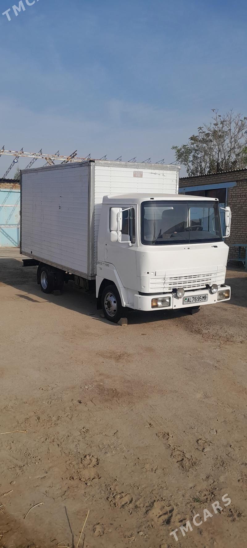 Nissan Canter 1997 - 90 000 TMT - Мары - img 1