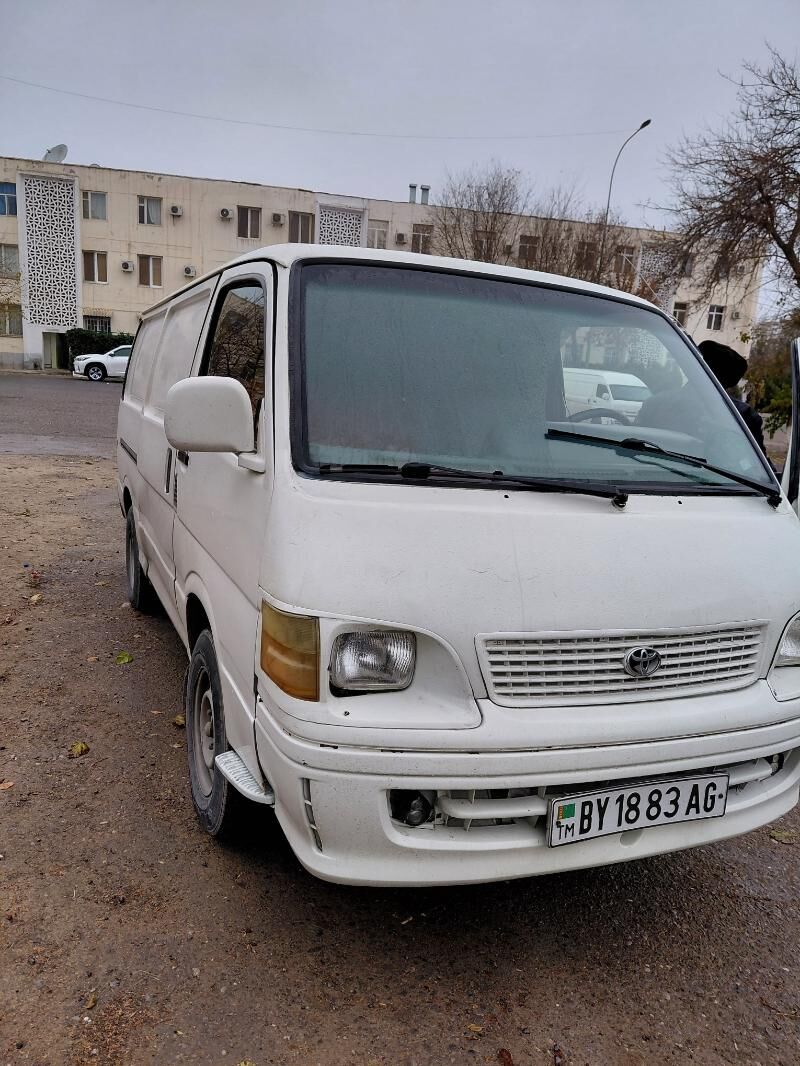 TOYOTA HIACE Грузовой - Хитровка - img 1