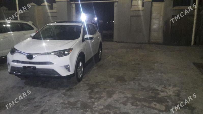 Toyota RAV4 2018 - 320 000 TMT - Мары - img 1