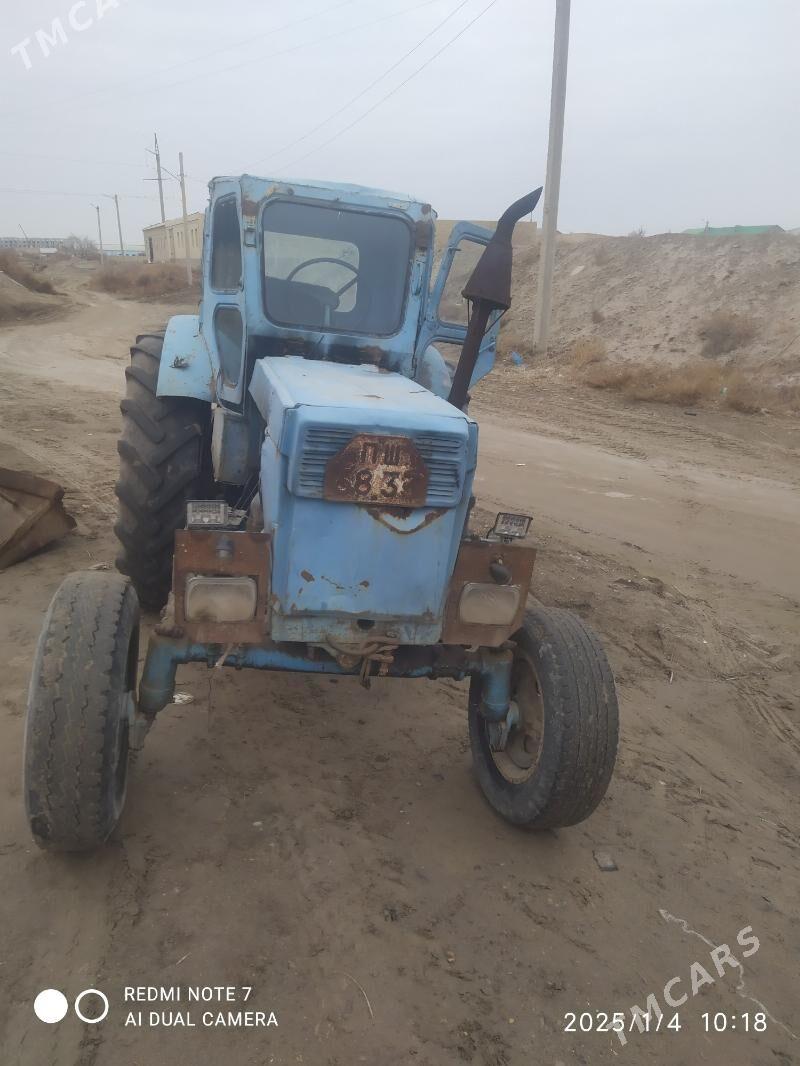 MTZ T-28 1994 - 15 000 TMT - Фарап - img 1