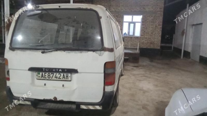 Toyota Hiace 1993 - 45 000 TMT - Bäherden - img 1