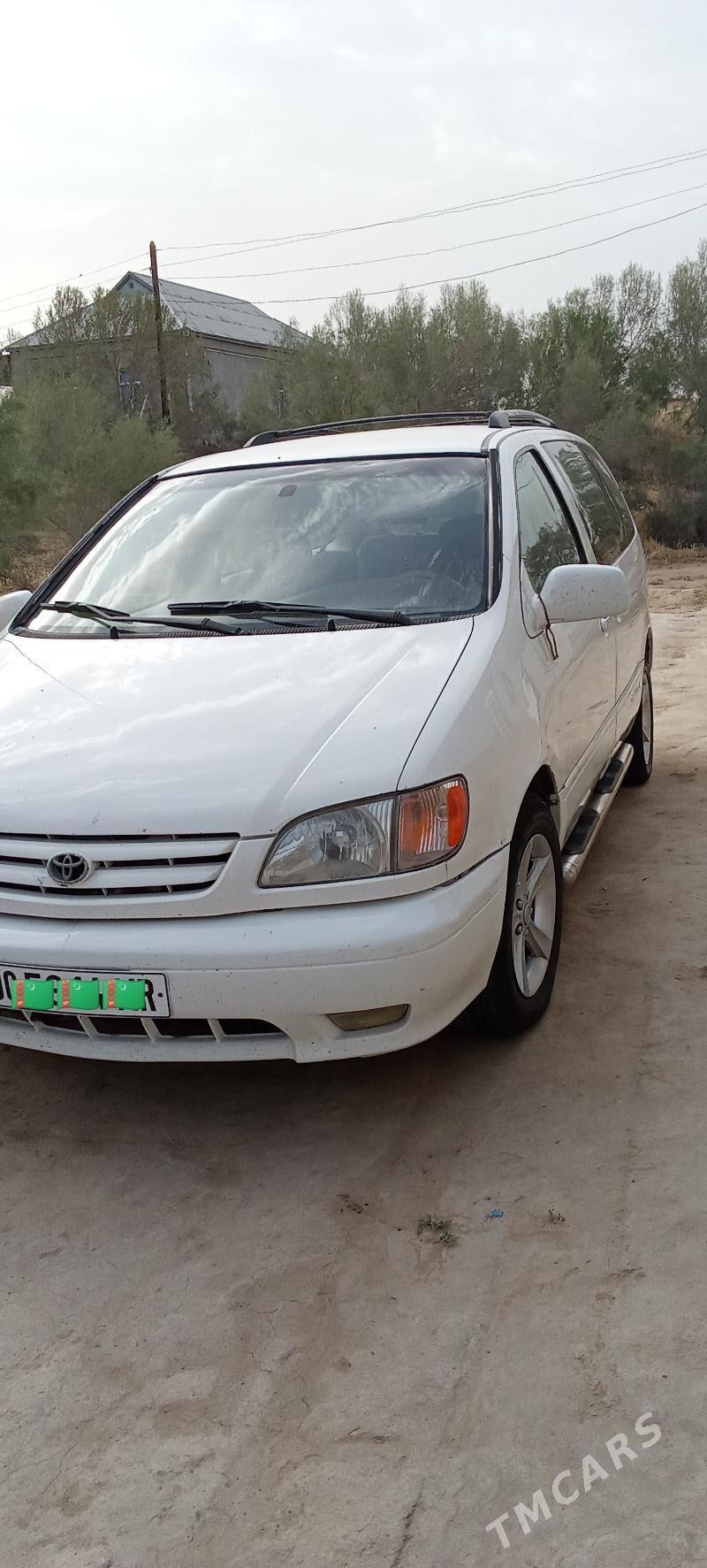 Toyota Sienna 2001 - 180 000 TMT - Ýolöten - img 1