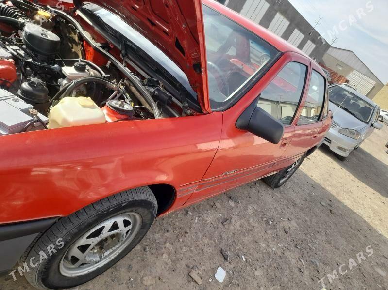 Opel Vectra 1992 - 32 000 TMT - Мары - img 1