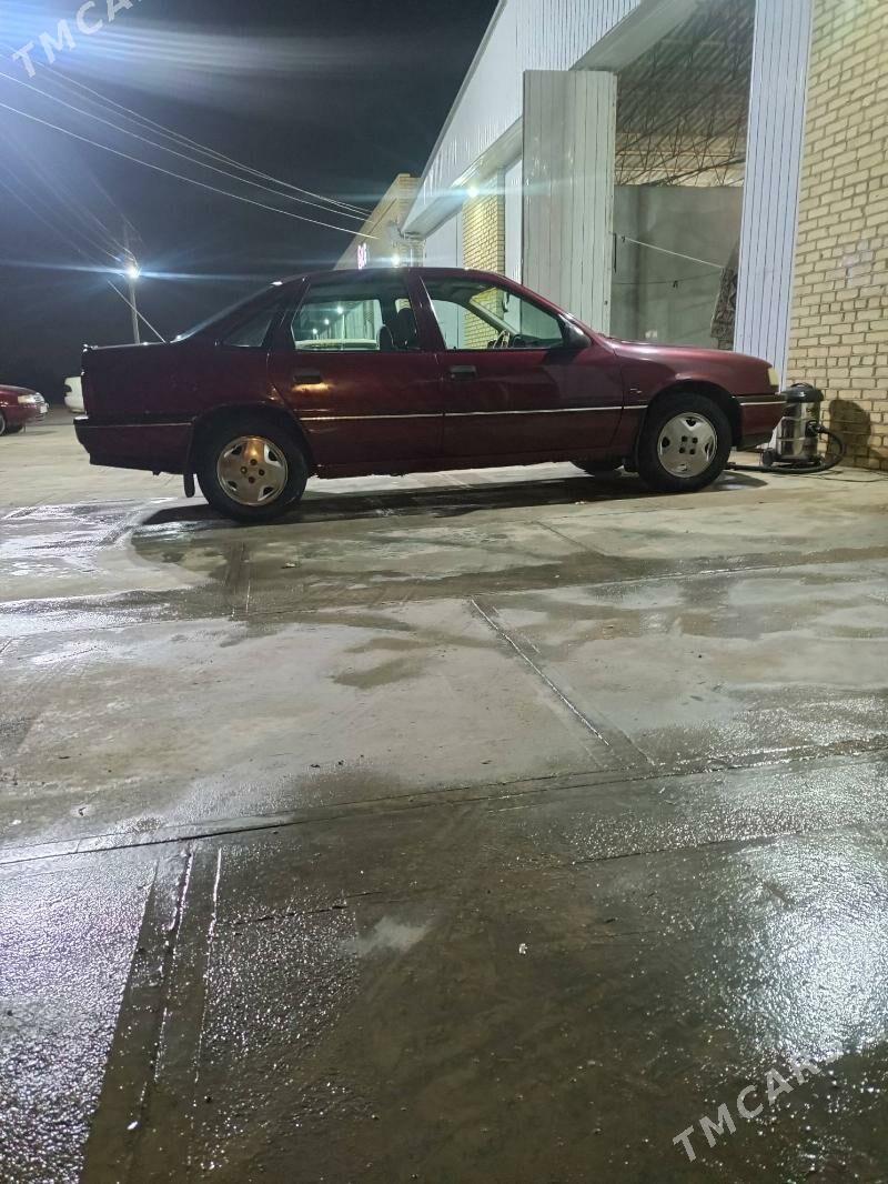 Opel Vectra 1992 - 65 000 TMT - Байрамали - img 1