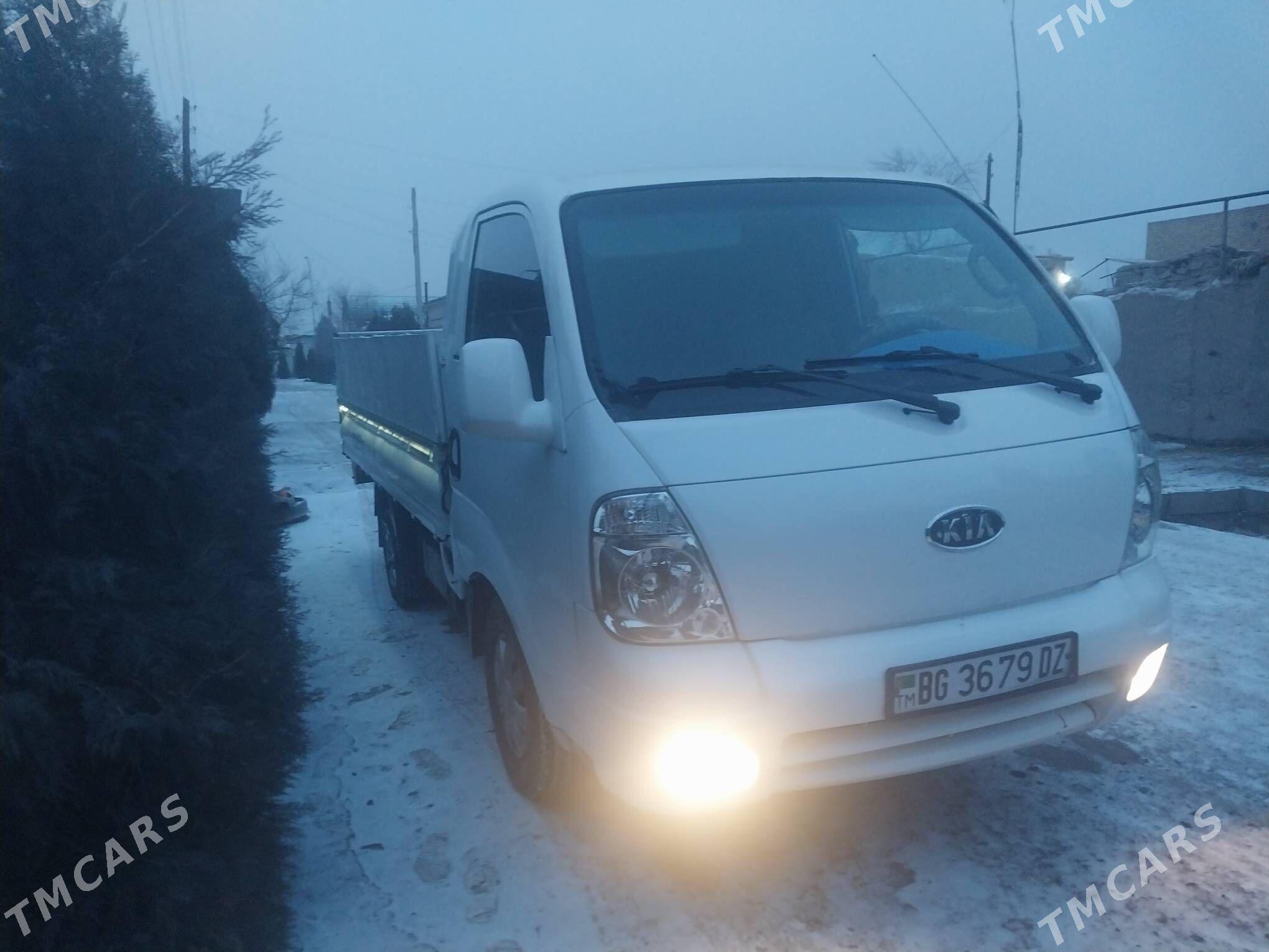 Kia Bongo 2012 - 210 000 TMT - Daşoguz - img 1