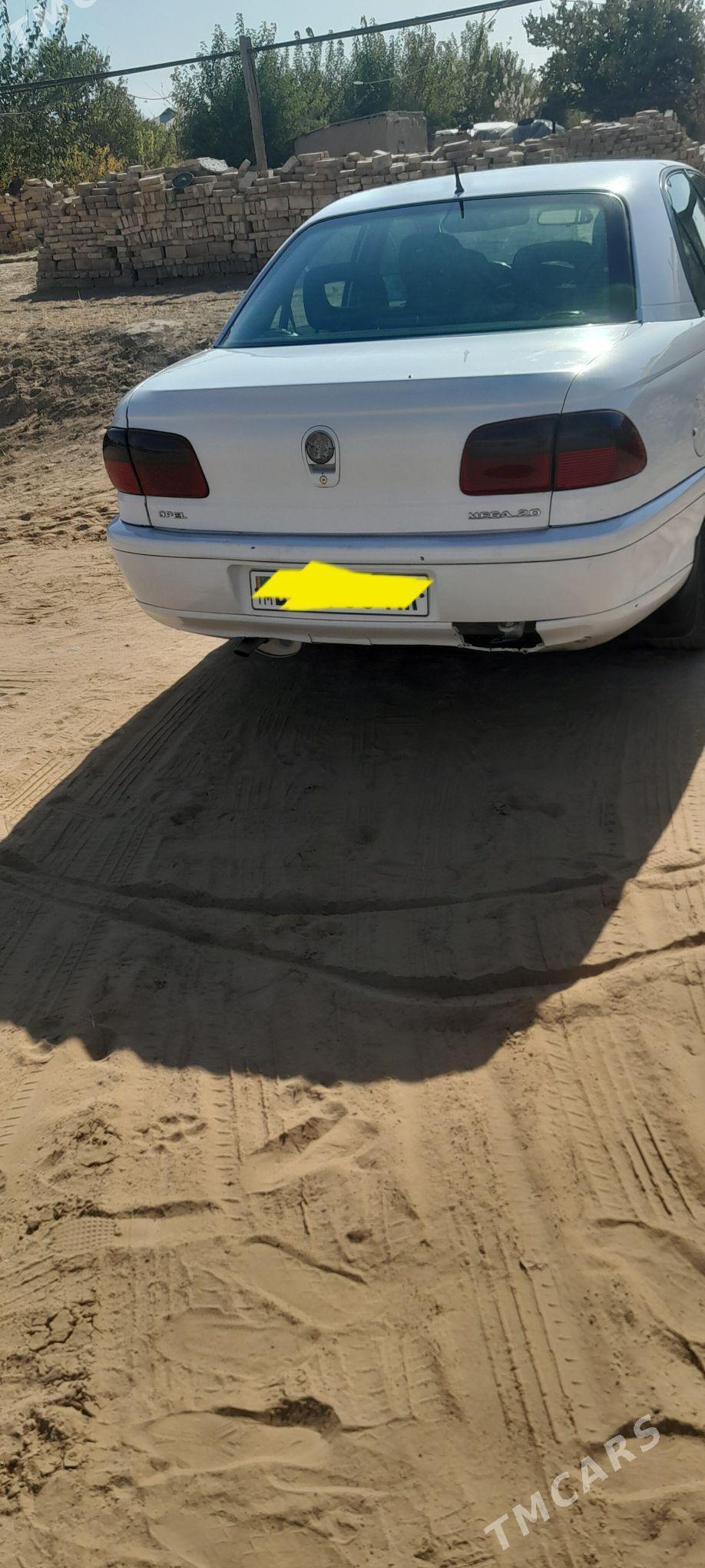 Opel Omega 1996 - 46 000 TMT - Mary - img 1