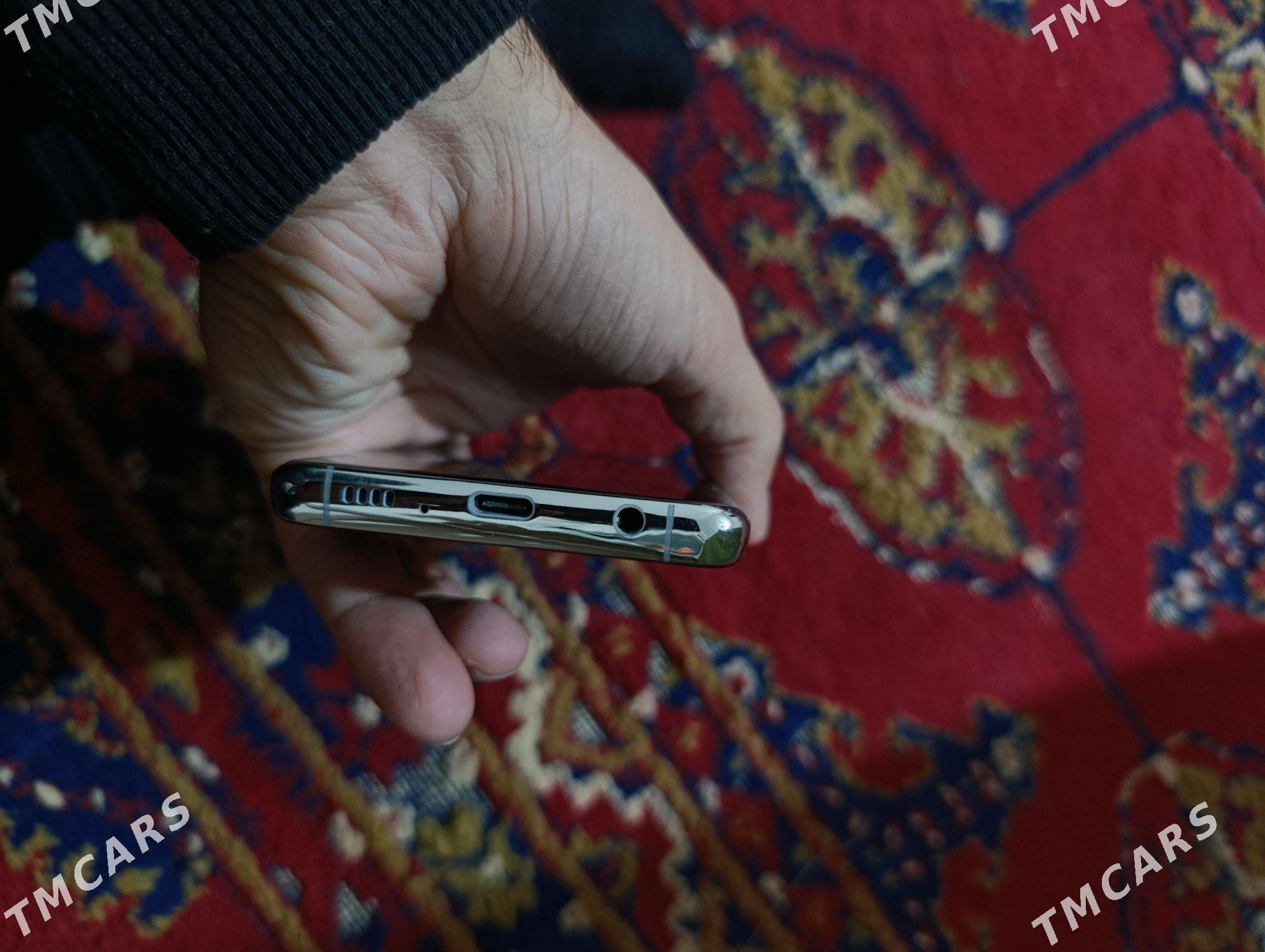 Samsung s10 - Бахарден - img 1