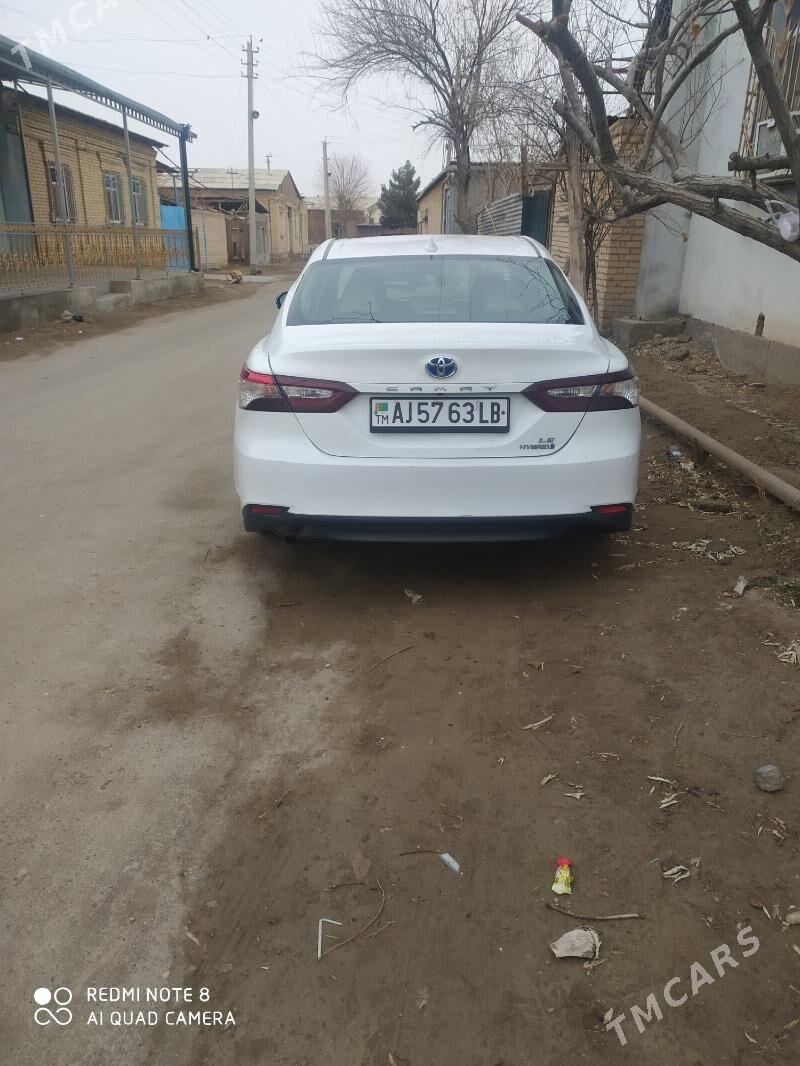 Toyota Camry Hybrid 2020 - 330 000 TMT - Туркменабат - img 1