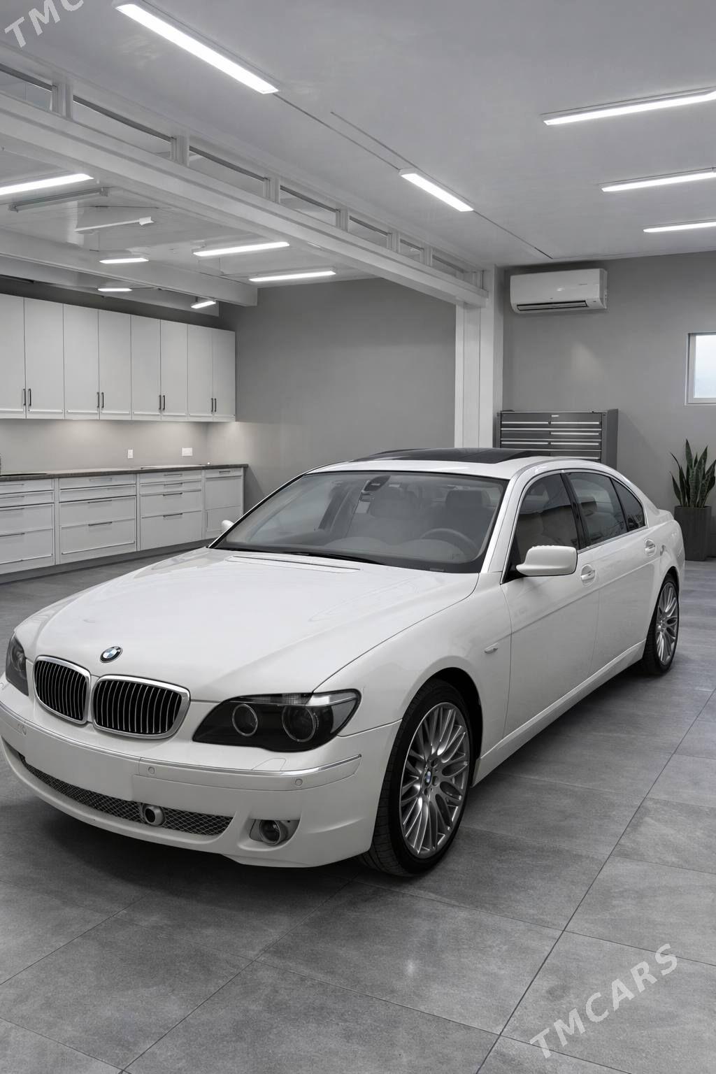 BMW 750 2006 - 190 000 TMT - Балканабат - img 1