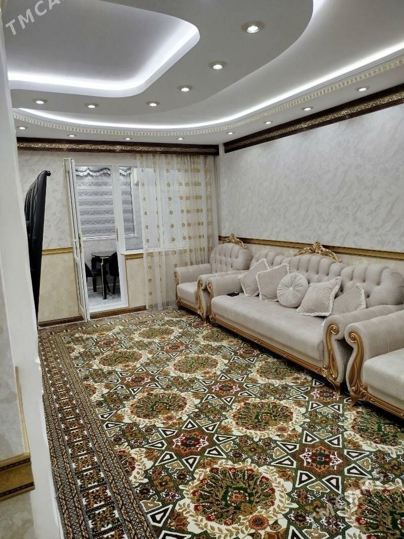 11 mkr 4/3 etaźy 3 kom - 11 мкр - img 1