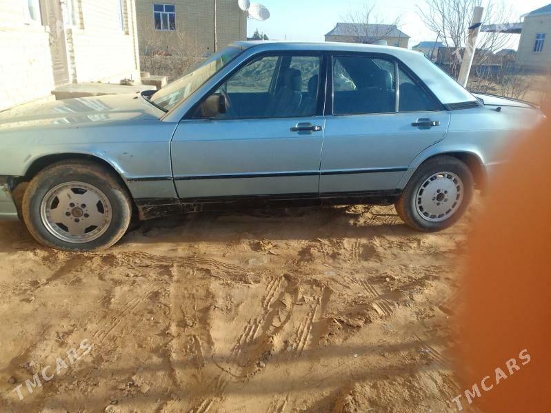 Mercedes-Benz 190E 1993 - 25 000 TMT - Mary - img 1