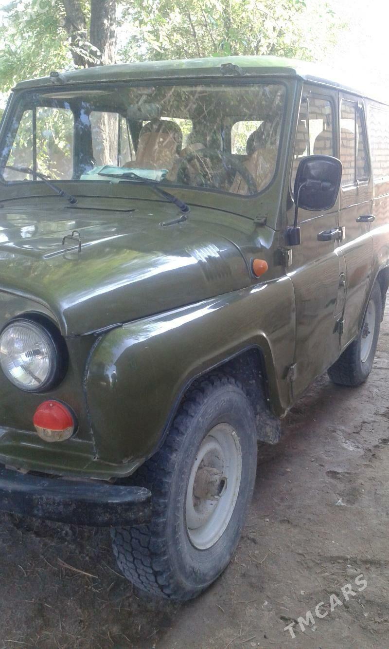 UAZ 469 2000 - 62 000 TMT - етр. Туркменбаши - img 1