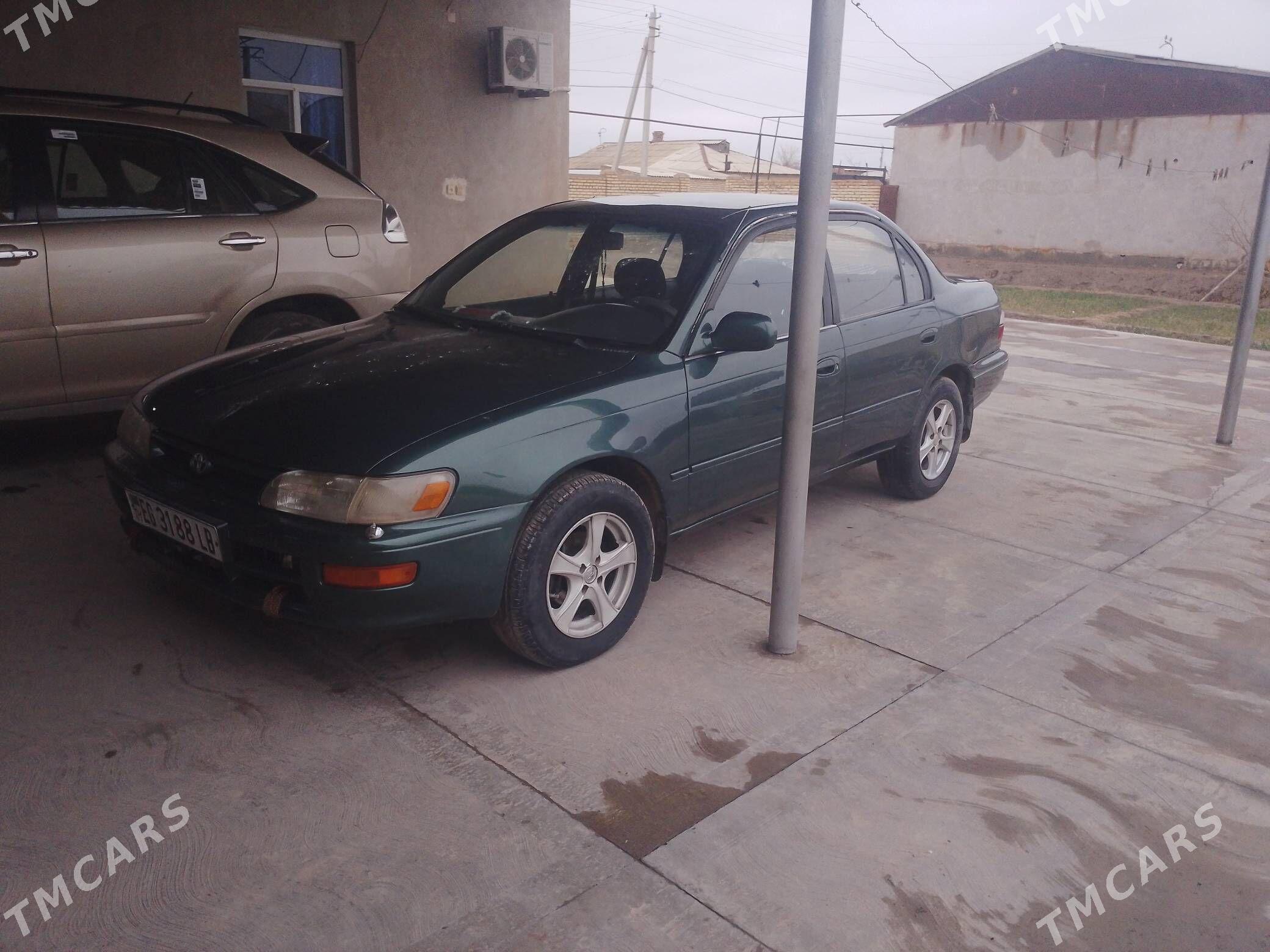 Toyota Corolla 1996 - 60 000 TMT - Garabekewül - img 1