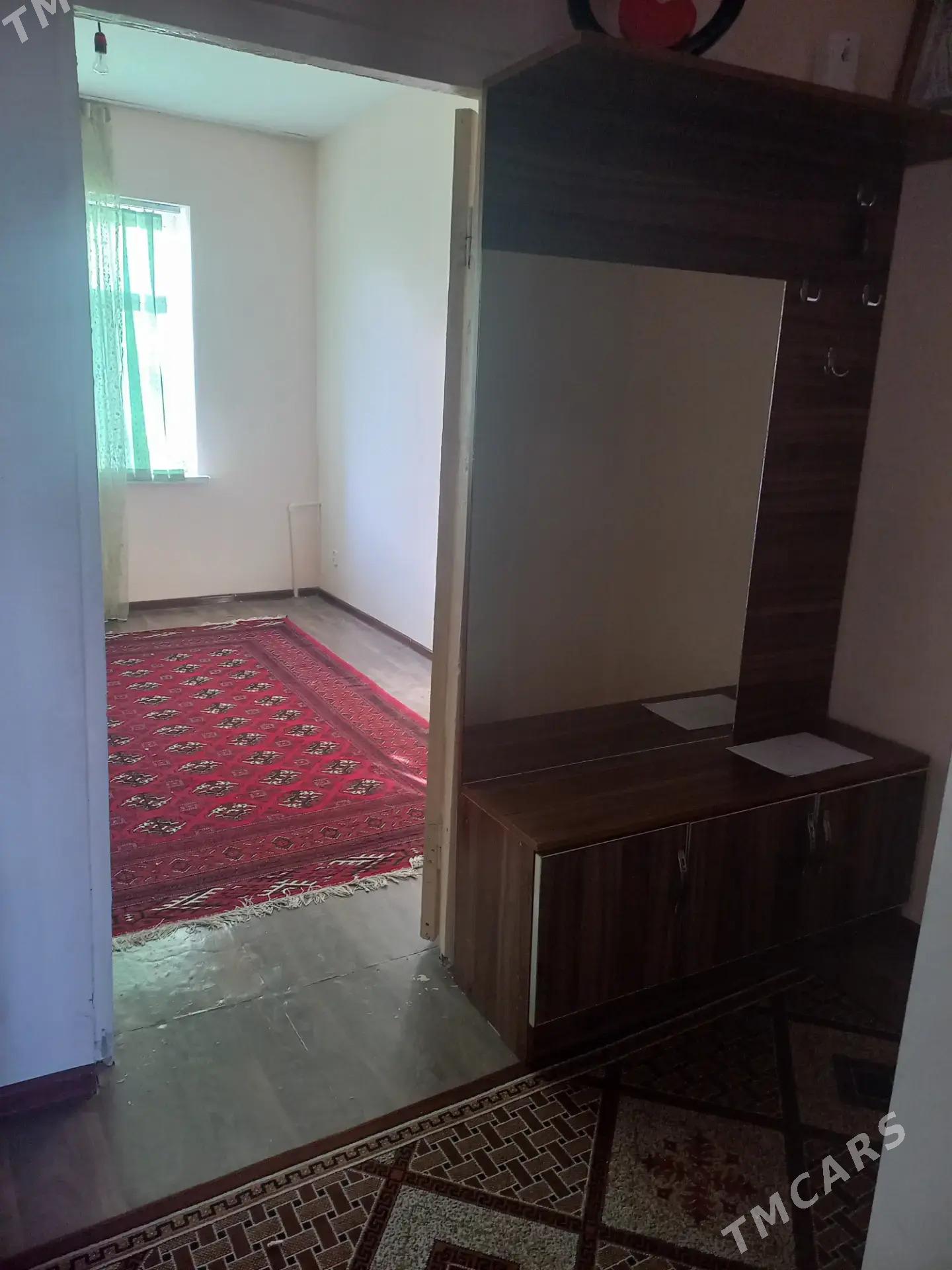 8 Мкр 2 комнаты 33,000 - Ашхабад - img 1